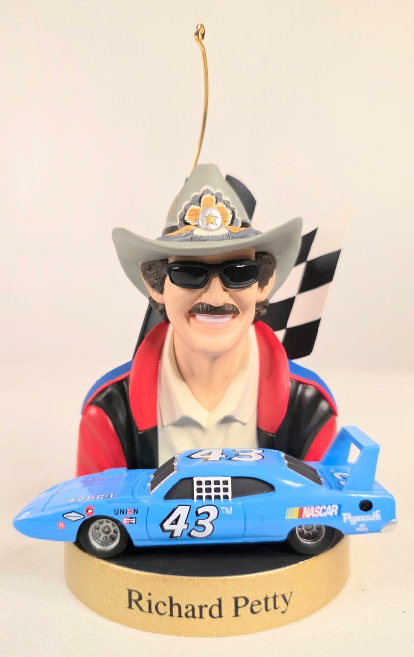 Vtg Hallmark Collector Series Richard Petty Stock Car Champions Ornament NOS NIB